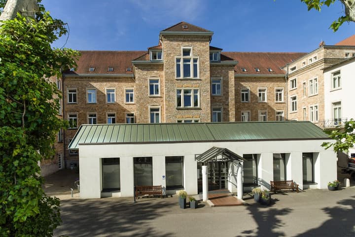 TOP VCH Bildungshaus St. Bernhard - Wohnen und Tagen