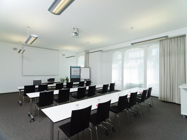 TOP VCH Bildungshaus St. Bernhard - Wohnen und Tagen