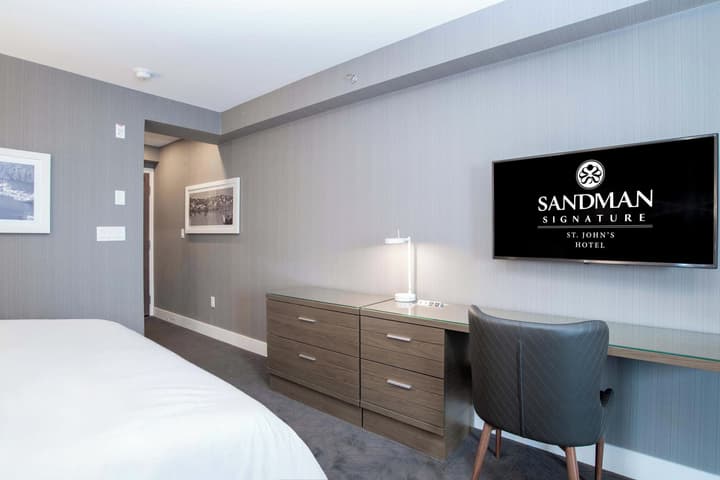 Sandman Signature St. John's Hotel