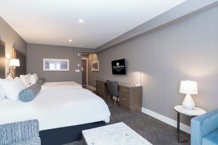 Sandman Signature St. John's Hotel