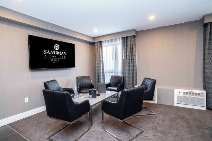 Sandman Signature St. John's Hotel