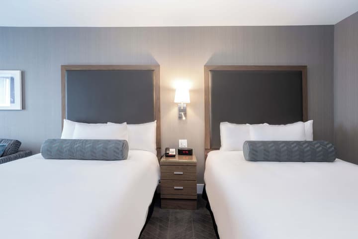 Sandman Signature St. John's Hotel