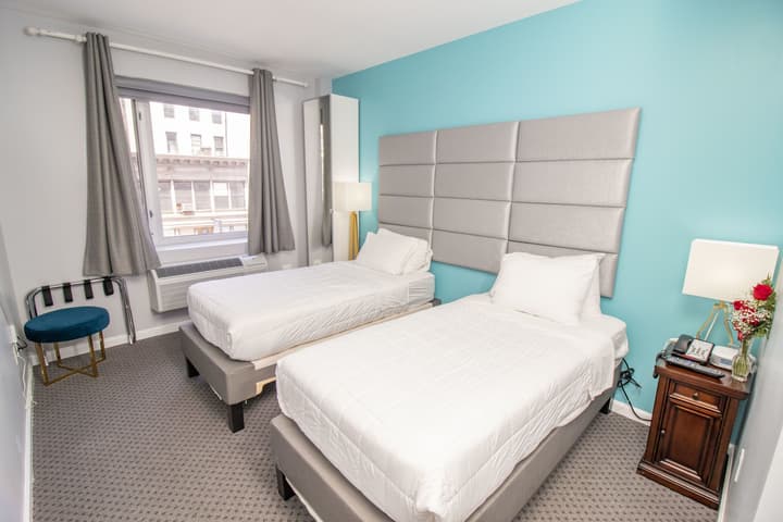 Canal Loft Hotel
