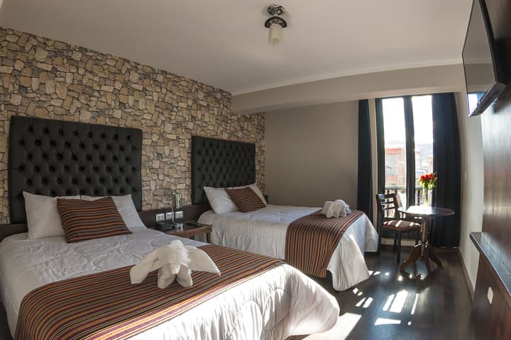 Ureta Hotel