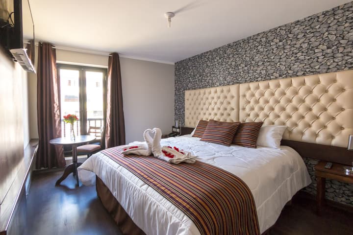Ureta Hotel