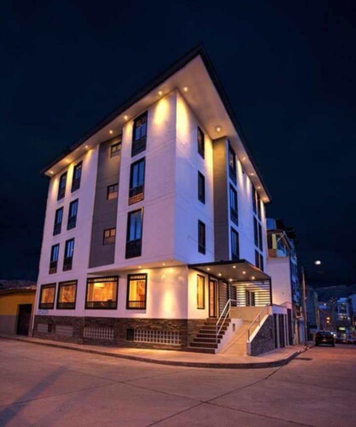 Ureta Hotel