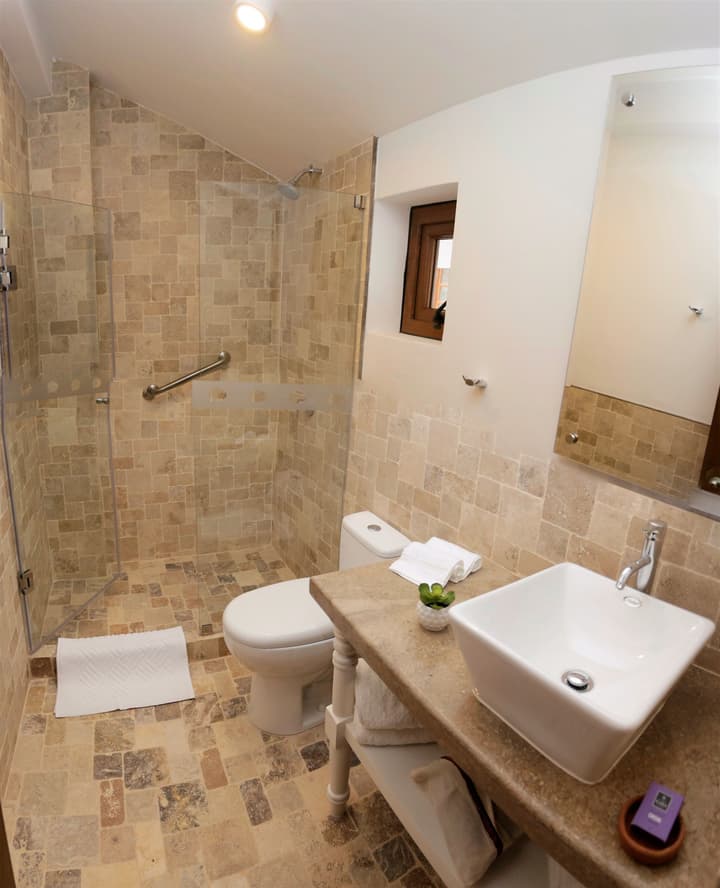 Atoq San Blas Hotel