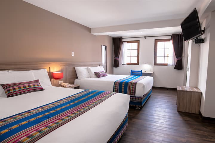 Atoq San Blas Hotel