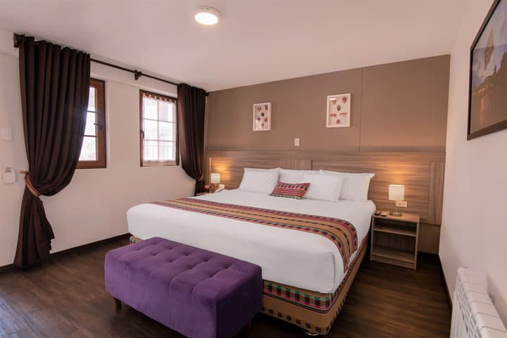 Atoq San Blas Hotel