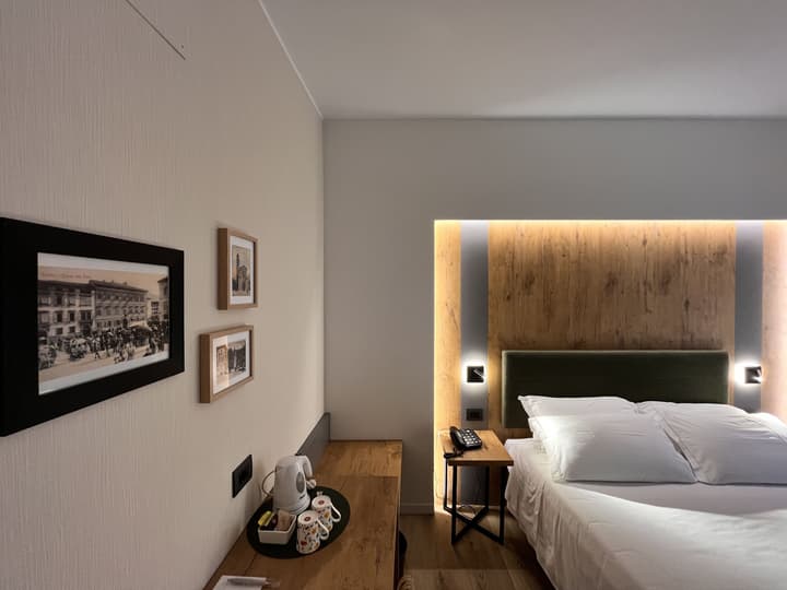 Hotel America