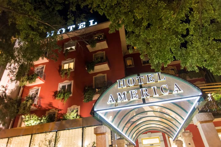Hotel America
