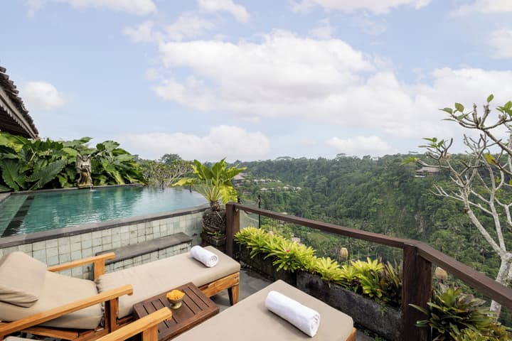 Pramana Watu Kurung Resort