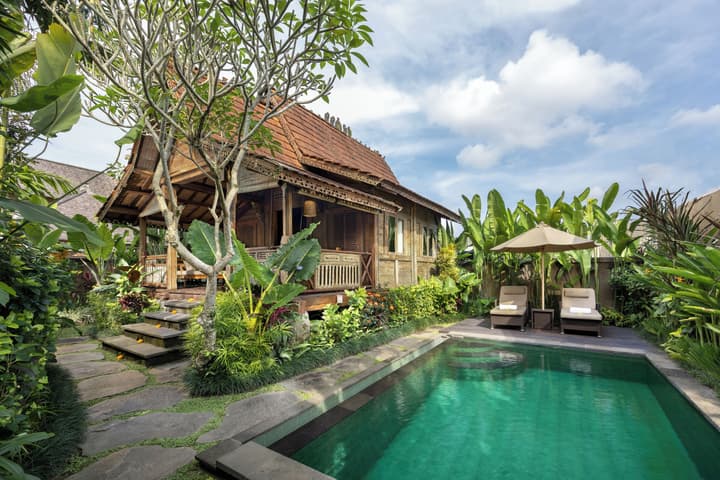 Pramana Watu Kurung Resort