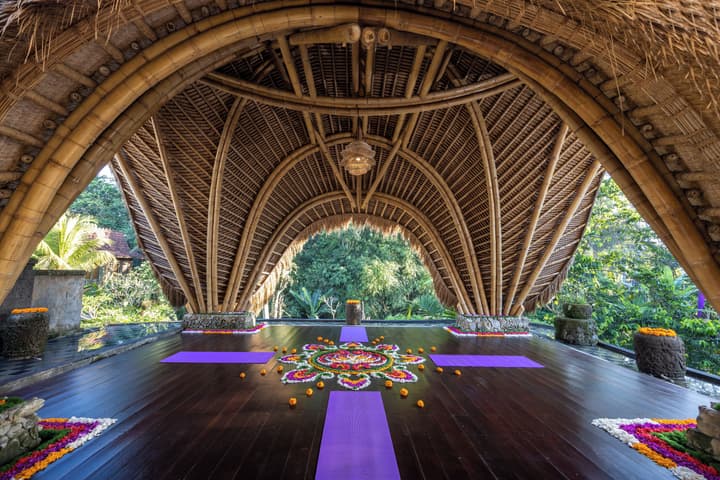 Pramana Watu Kurung Resort