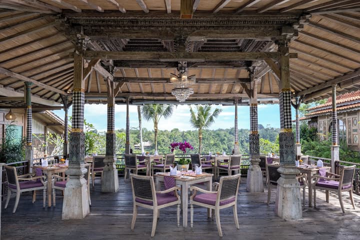 Pramana Watu Kurung Resort