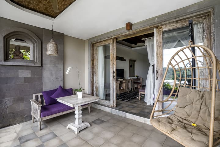 Pramana Watu Kurung Resort