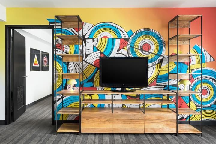 Studio Allston Hotel