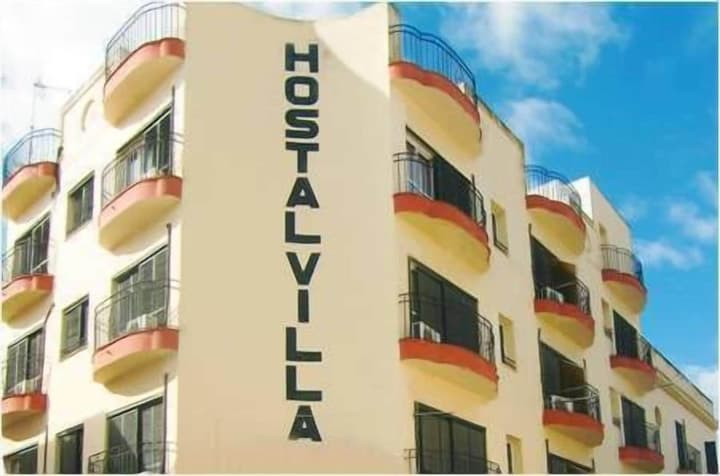 Hostal Villa