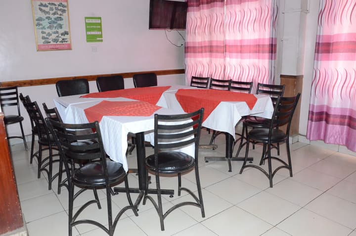 Nyam Hotel
