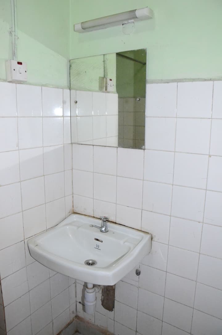 Nyam Hotel