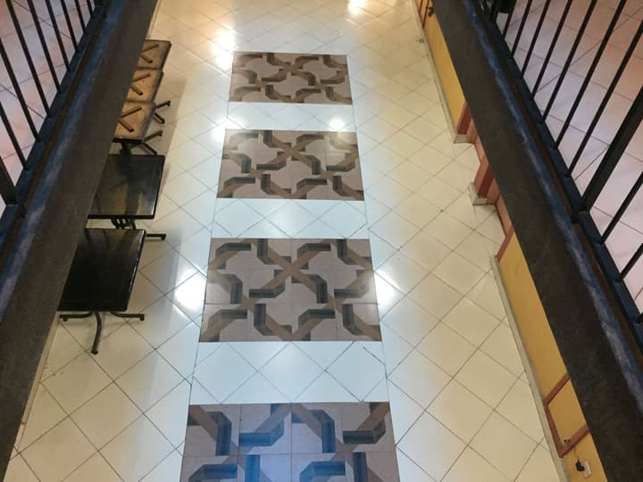 Nyam Hotel