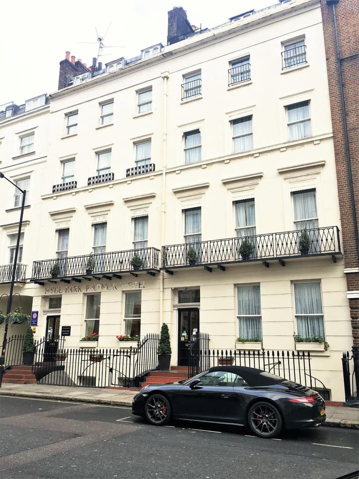 Hyde Park Radnor Hotel
