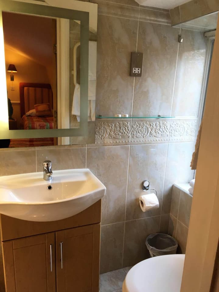 Hyde Park Radnor Hotel