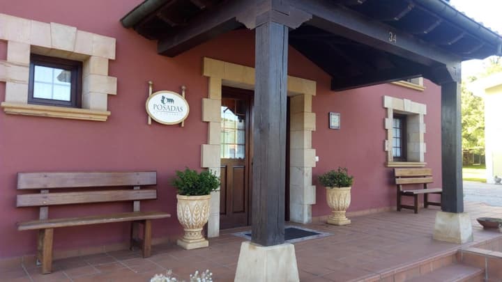 Posada Mediavia
