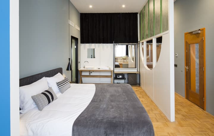 Quentin Zoo hotel