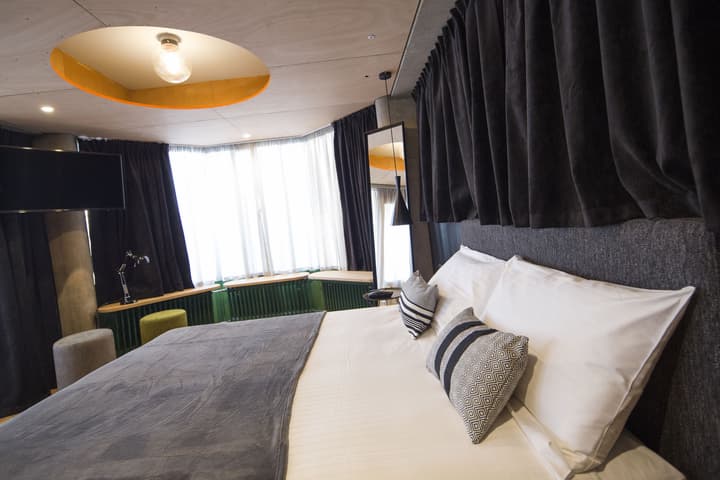 Quentin Zoo hotel
