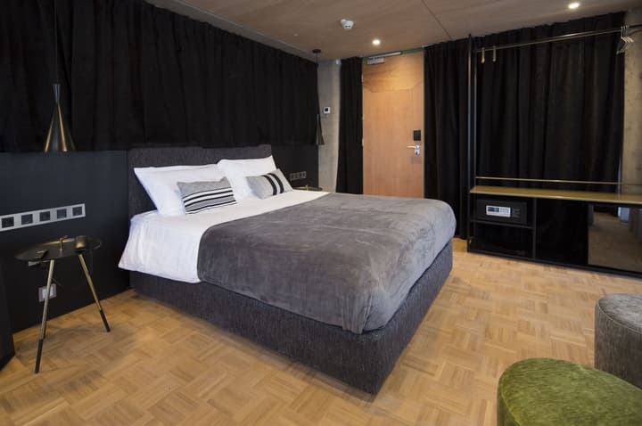 Quentin Zoo hotel