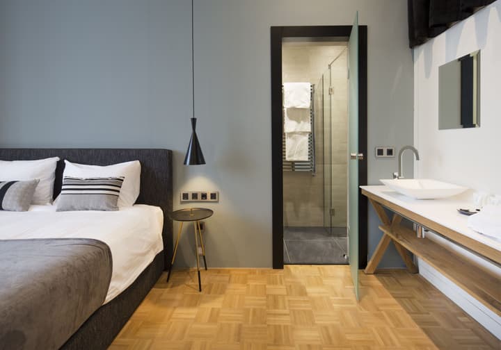 Quentin Zoo hotel