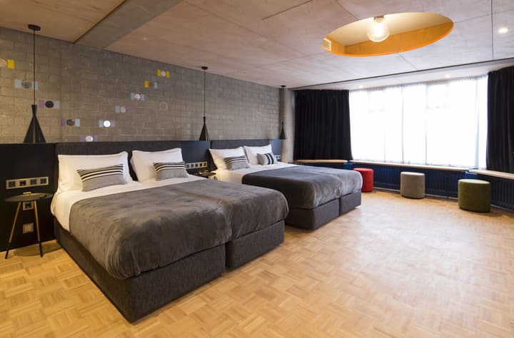 Quentin Zoo hotel