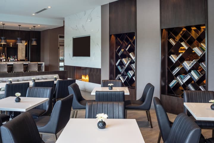 Holiday Inn Boston Logan Airport - Chelsea by IHG