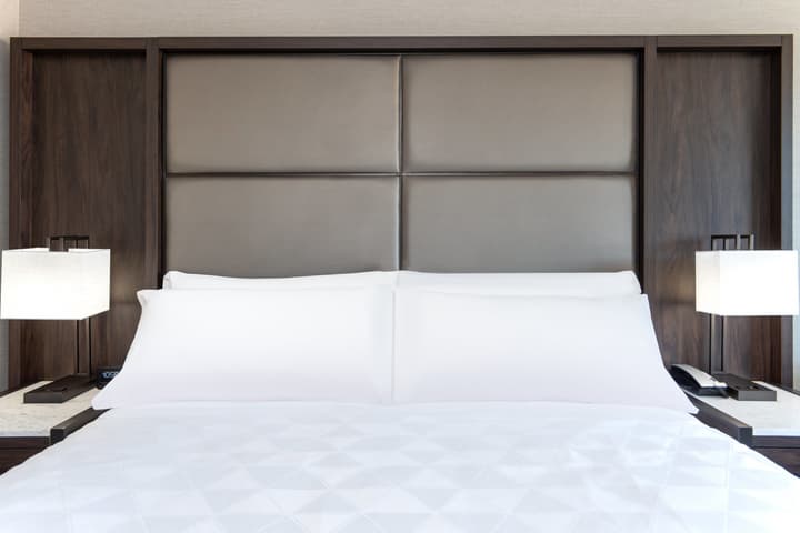 Holiday Inn Boston Logan Airport - Chelsea by IHG