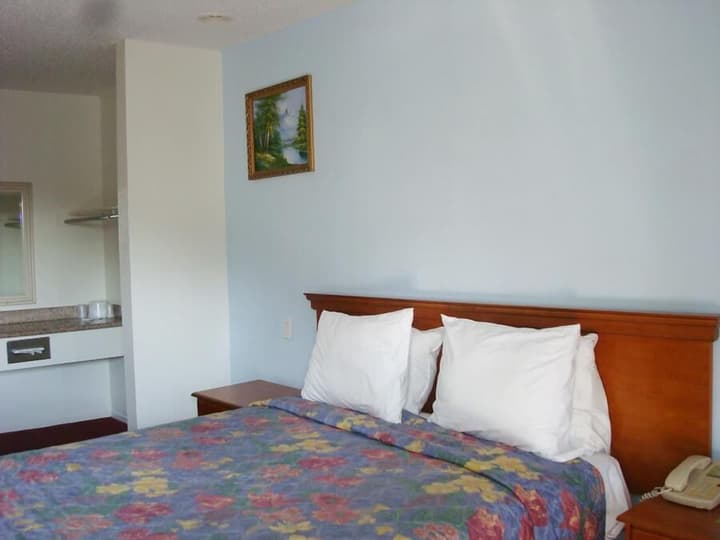 Scottish Inns Long Beach