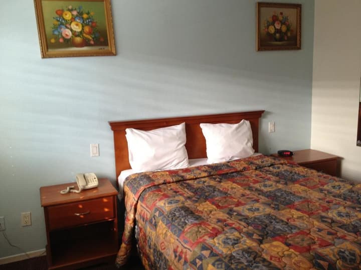 Scottish Inns Long Beach