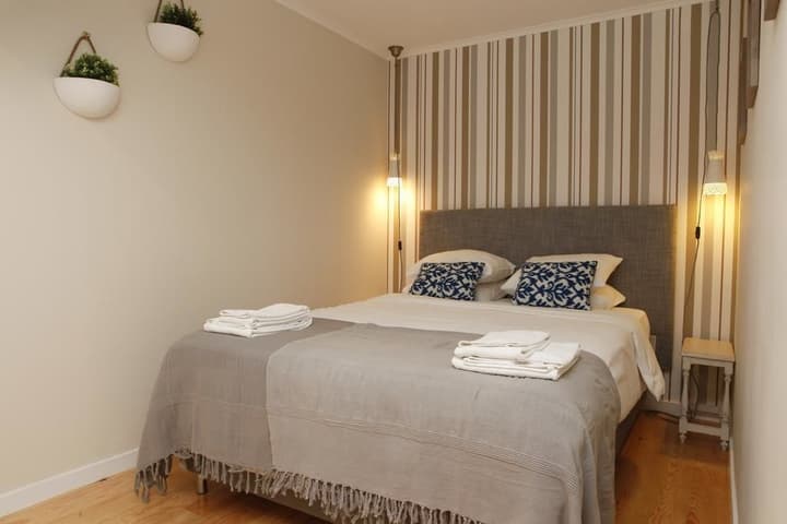Flores Guest House