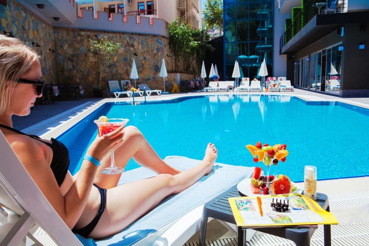 Ramira City Hotel - Adults Only