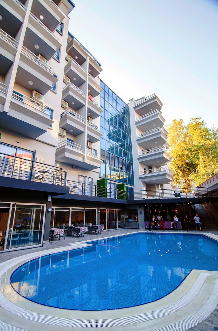 Ramira City Hotel - Adults Only
