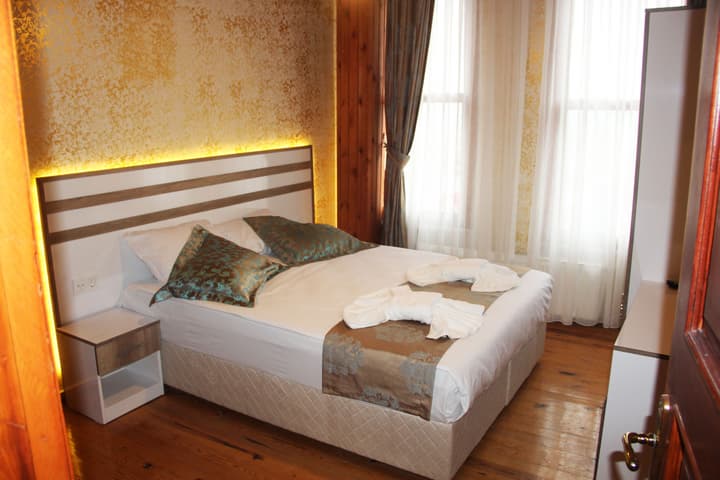 Theodian Hotel