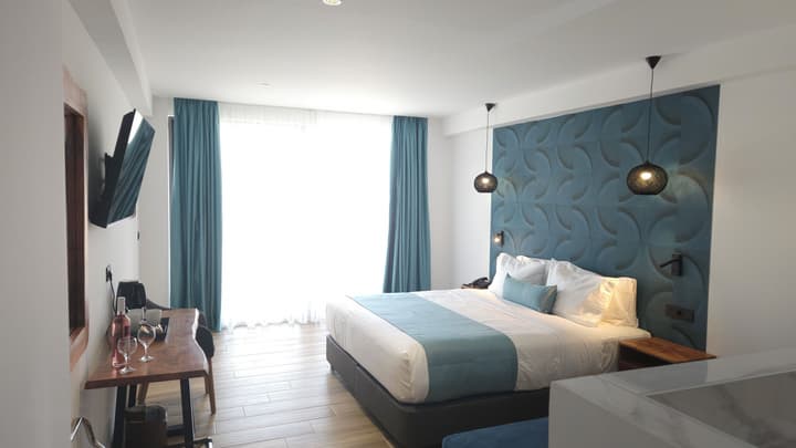 Cavo Orient Beach Hotel