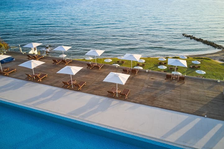 Cavo Orient Beach Hotel
