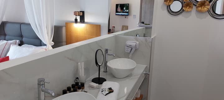 Cavo Orient Beach Hotel
