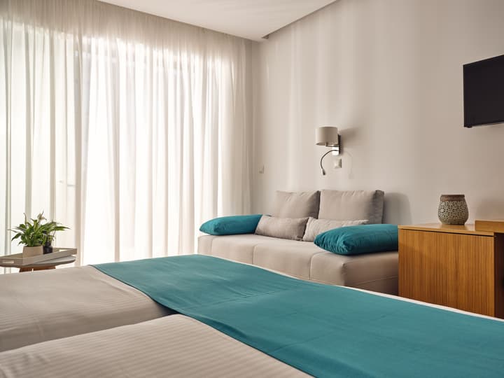 Cavo Orient Beach Hotel