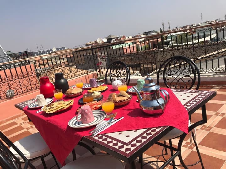 Amour d'auberge - Hostel
