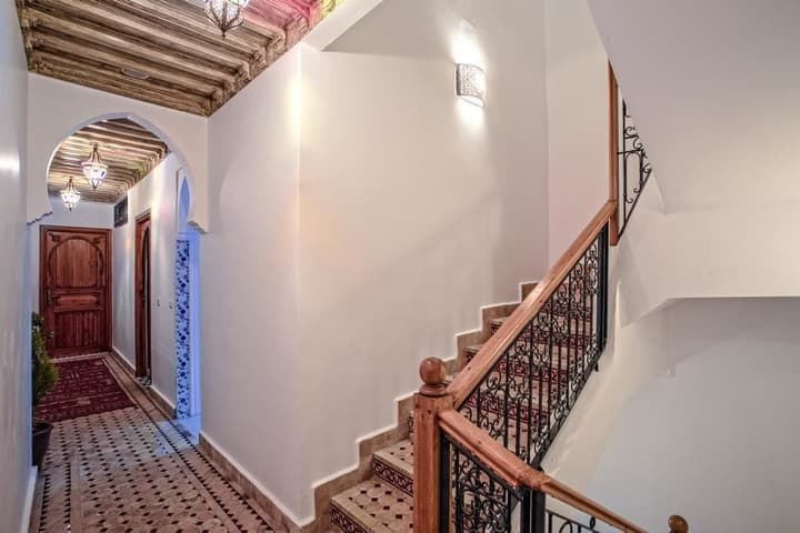 Amour d'auberge - Hostel
