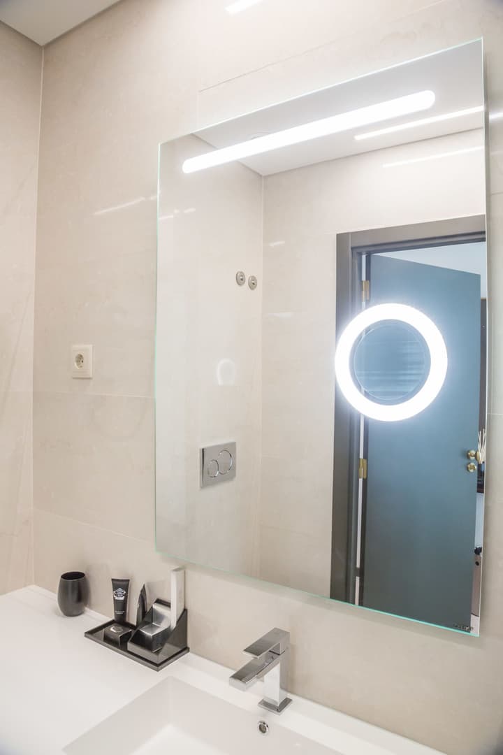 MeraPrime Gold Design Hotel