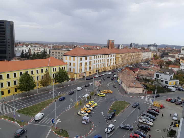Plaza 35
