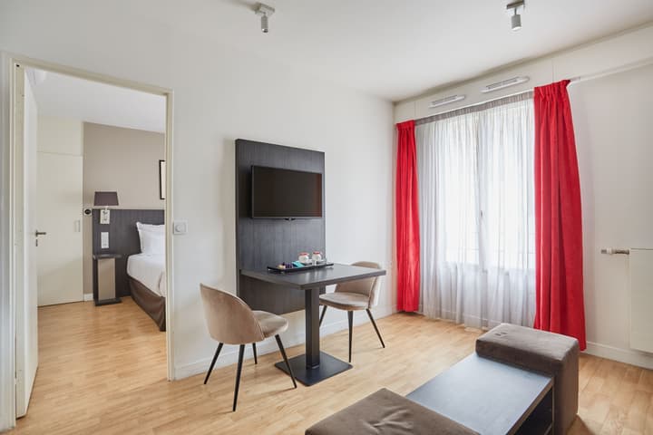 Appart Hotel Odalys City Paris Montmartre